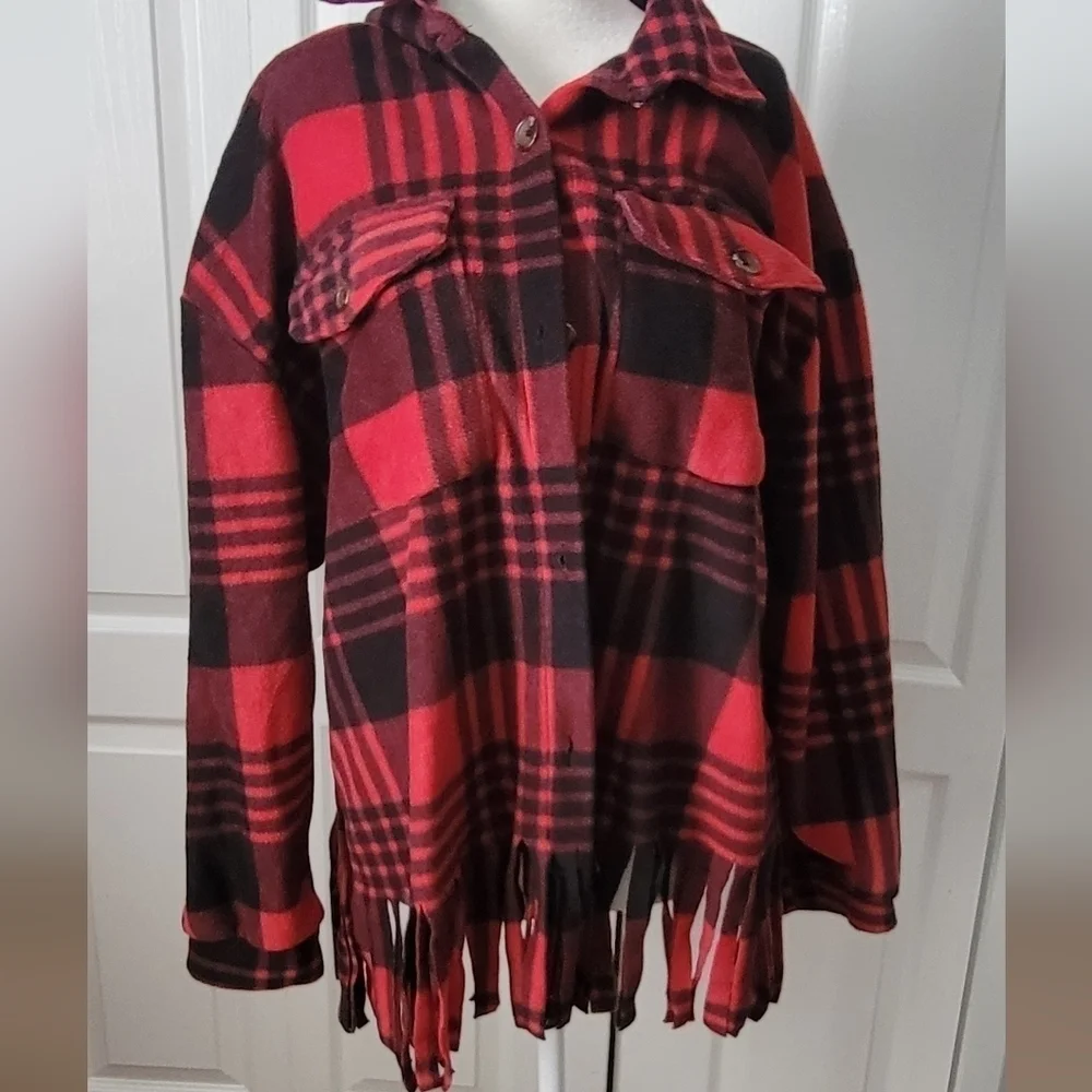 Jolie & Joy - Girl Cobie Fleece Fringe Shacket size Large